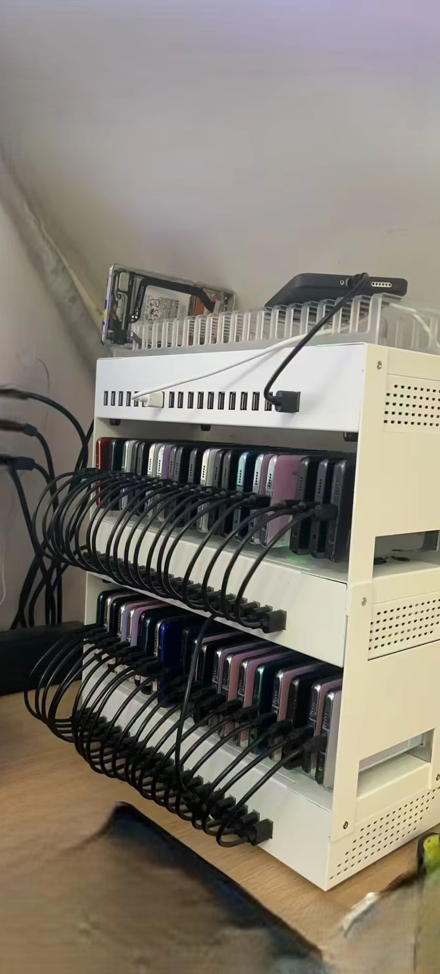 60 USB Ports Box Phone Farm US - Usb Hub recension och pris