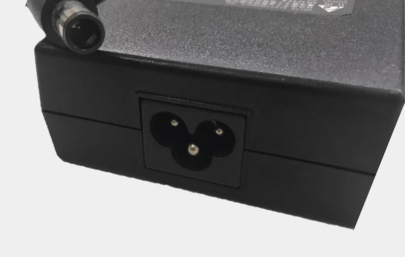 Delta ADP-180MB K 19.5V 9.23A  - Laptop Charger recension och pris